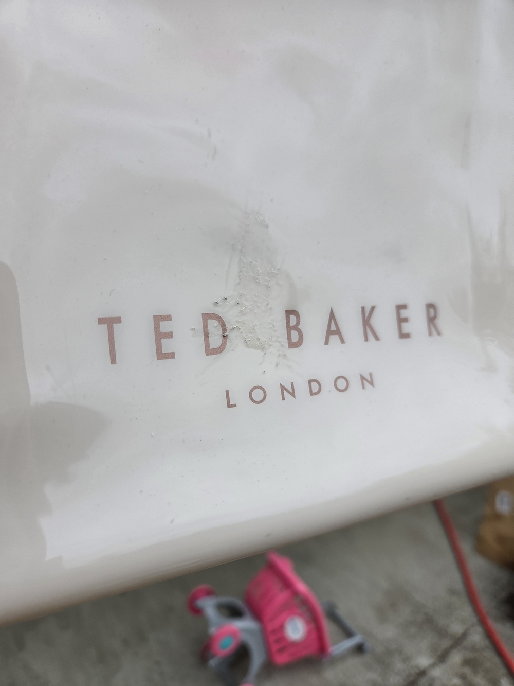 Ted Baker Cream Patent Bow Tote Bag - Picture 5 of 7